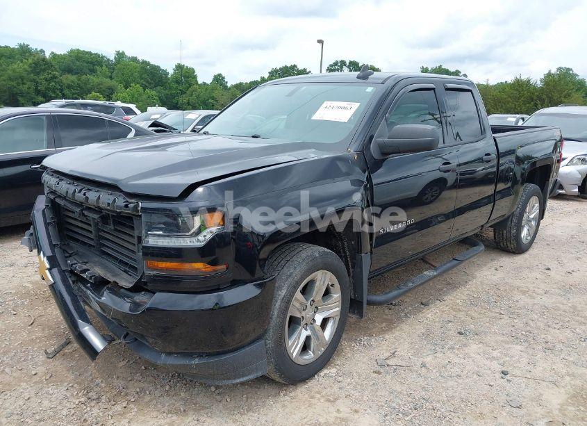 Photo 2 of 2017 Chevrolet Silverado 1500 CUSTOM (VIN 1GCVKPEC4HZ394282)