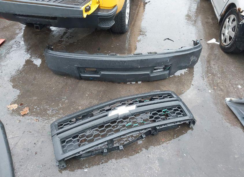 Photo 12 of 2015 Chevrolet Silverado 1500 WT (VIN 1GCVKPEC5FZ212568)