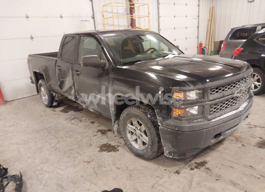 2015 Chevrolet Silverado 1500 WT (VIN 1GCVKPEC5FZ351678) main photo
