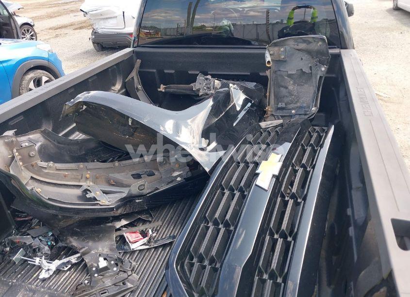 Photo 12 of 2017 Chevrolet Silverado 1500 CUSTOM (VIN 1GCVKPEC5HZ197427)