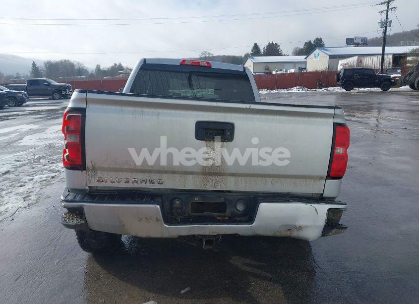 Photo 16 of 2018 Chevrolet Silverado 1500 CUSTOM (VIN 1GCVKPEC5JZ377139)