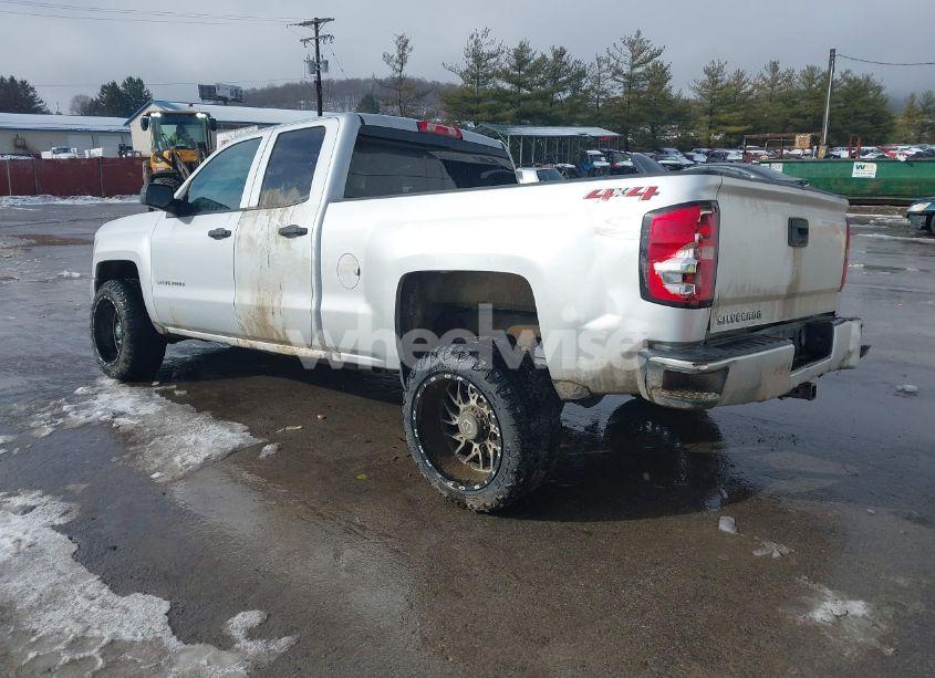 Photo 3 of 2018 Chevrolet Silverado 1500 CUSTOM (VIN 1GCVKPEC5JZ377139)