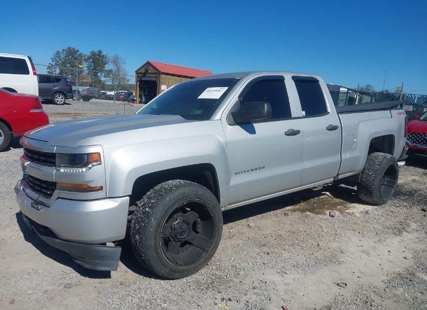 Photo 2 of 2017 Chevrolet Silverado 1500 CUSTOM (VIN 1GCVKPEC6HZ327084)