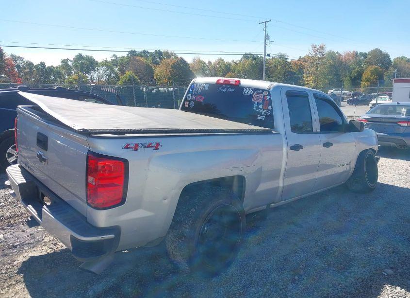 Photo 4 of 2017 Chevrolet Silverado 1500 CUSTOM (VIN 1GCVKPEC6HZ327084)