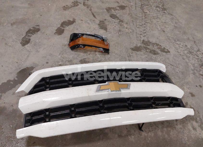 Photo 12 of 2018 Chevrolet Silverado 1500 CUSTOM (VIN 1GCVKPEC6JZ265403)