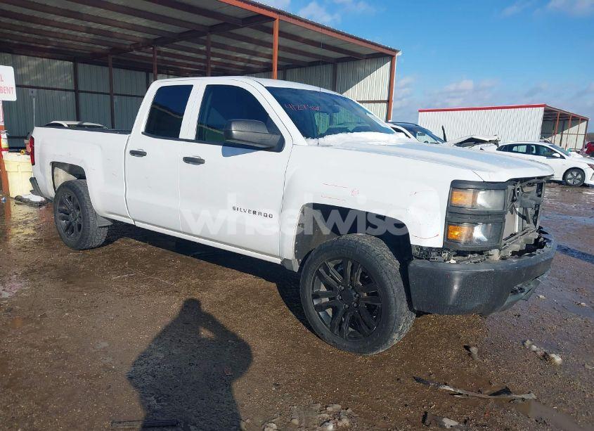 2015 Chevrolet Silverado 1500 WT (VIN 1GCVKPEC7FZ261769) main photo