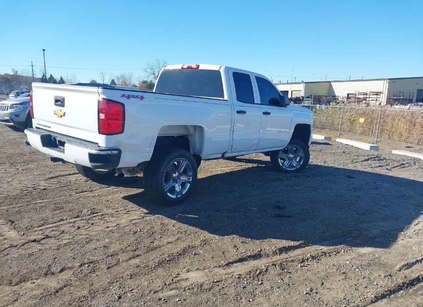 Photo 4 of 2017 Chevrolet Silverado 1500 CUSTOM (VIN 1GCVKPEC7HZ243940)