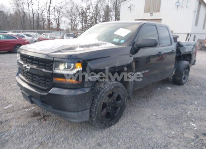 Photo 2 of 2017 Chevrolet Silverado 1500 CUSTOM (VIN 1GCVKPEC8HZ130935)