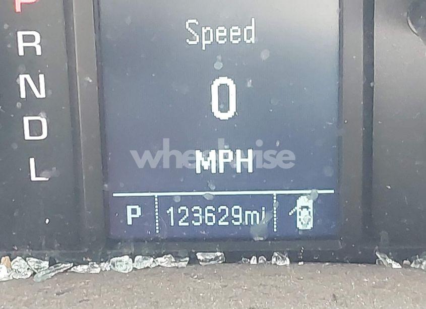 Photo 12 of 2018 Chevrolet Silverado 1500 CUSTOM (VIN 1GCVKPEC8JZ221757)