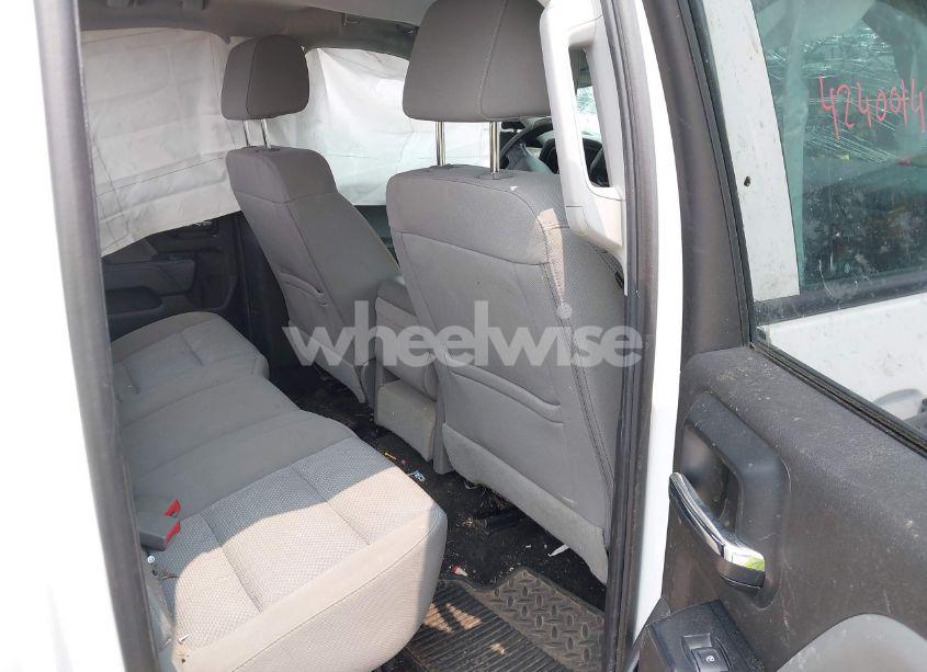 Photo 8 of 2018 Chevrolet Silverado 1500 CUSTOM (VIN 1GCVKPEC8JZ221757)