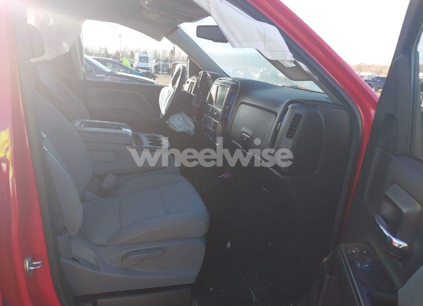 Photo 4 of 2018 Chevrolet Silverado 1500 CUSTOM (VIN 1GCVKPEC8JZ359086)