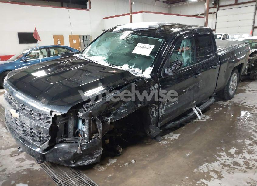 Photo 2 of 2018 Chevrolet Silverado 1500 CUSTOM (VIN 1GCVKPEC8JZ379855)