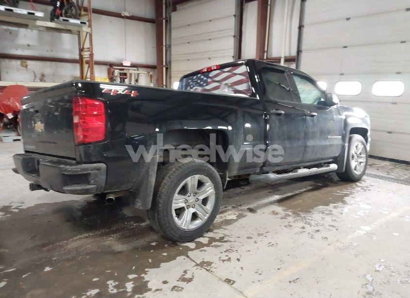 Photo 4 of 2018 Chevrolet Silverado 1500 CUSTOM (VIN 1GCVKPEC8JZ379855)