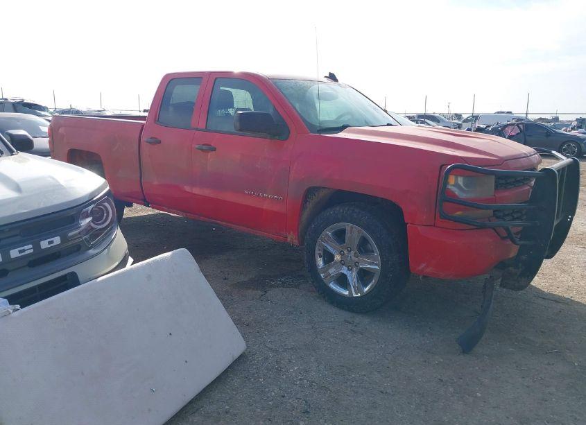 2017 Chevrolet Silverado 1500 CUSTOM (VIN 1GCVKPEC9HZ296963) main photo