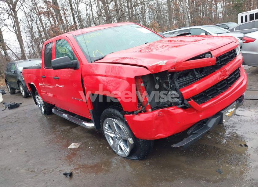 2017 Chevrolet Silverado 1500 CUSTOM (VIN 1GCVKPEC9HZ357602) main photo