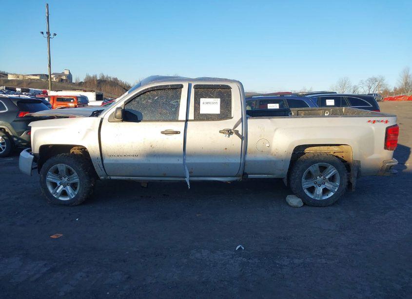 Photo 14 of 2016 Chevrolet Silverado 1500 CUSTOM (VIN 1GCVKPECXGZ244529)