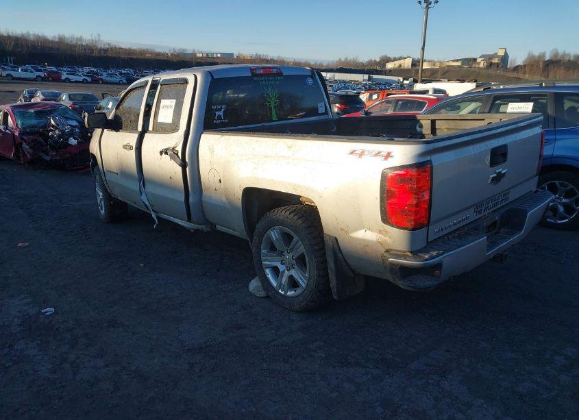 Photo 3 of 2016 Chevrolet Silverado 1500 CUSTOM (VIN 1GCVKPECXGZ244529)