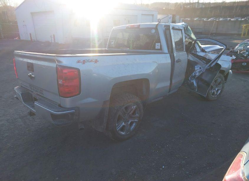 Photo 4 of 2016 Chevrolet Silverado 1500 CUSTOM (VIN 1GCVKPECXGZ244529)