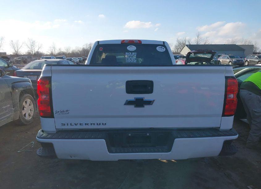 Photo 16 of 2017 Chevrolet Silverado 1500 CUSTOM (VIN 1GCVKPECXHZ227487)