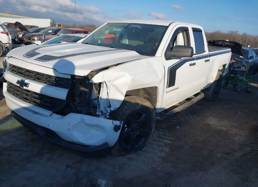 Photo 2 of 2017 Chevrolet Silverado 1500 CUSTOM (VIN 1GCVKPECXHZ227487)