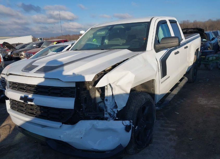 Photo 6 of 2017 Chevrolet Silverado 1500 CUSTOM (VIN 1GCVKPECXHZ227487)
