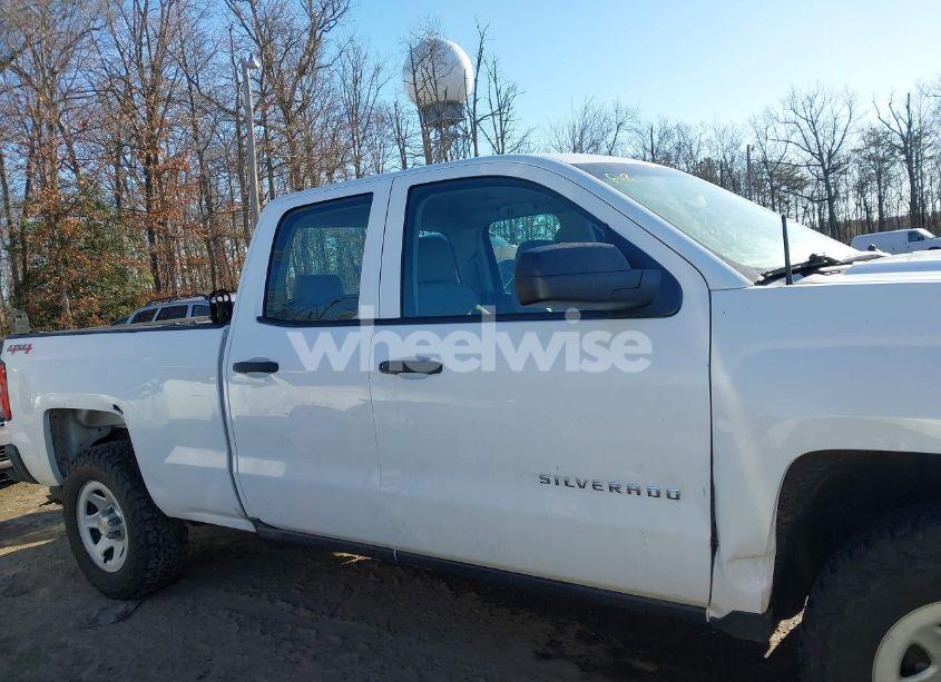 Photo 13 of 2015 Chevrolet Silverado 1500 WT (VIN 1GCVKPEH2FZ223796)