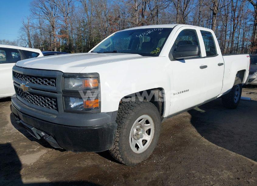 Photo 2 of 2015 Chevrolet Silverado 1500 WT (VIN 1GCVKPEH2FZ223796)