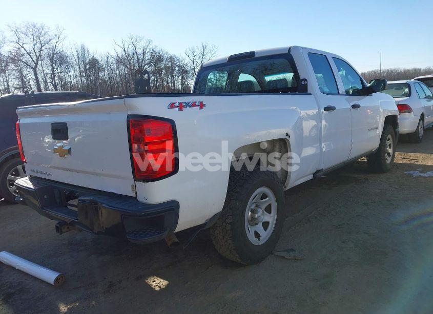 Photo 4 of 2015 Chevrolet Silverado 1500 WT (VIN 1GCVKPEH2FZ223796)