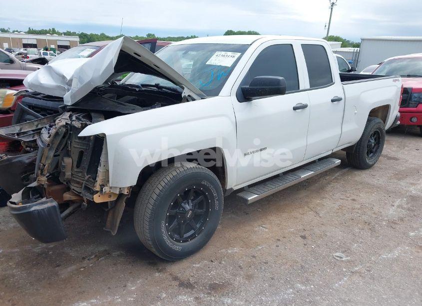 Photo 2 of 2015 Chevrolet Silverado 1500 WT (VIN 1GCVKPEH7FZ278700)