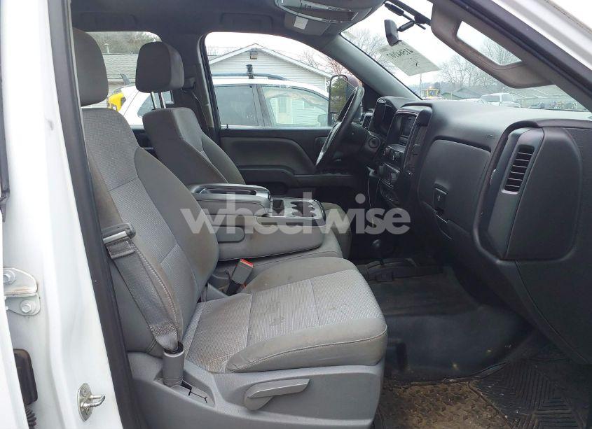 Photo 5 of 2015 Chevrolet Silverado 1500 WT (VIN 1GCVKPEH8FZ411755)