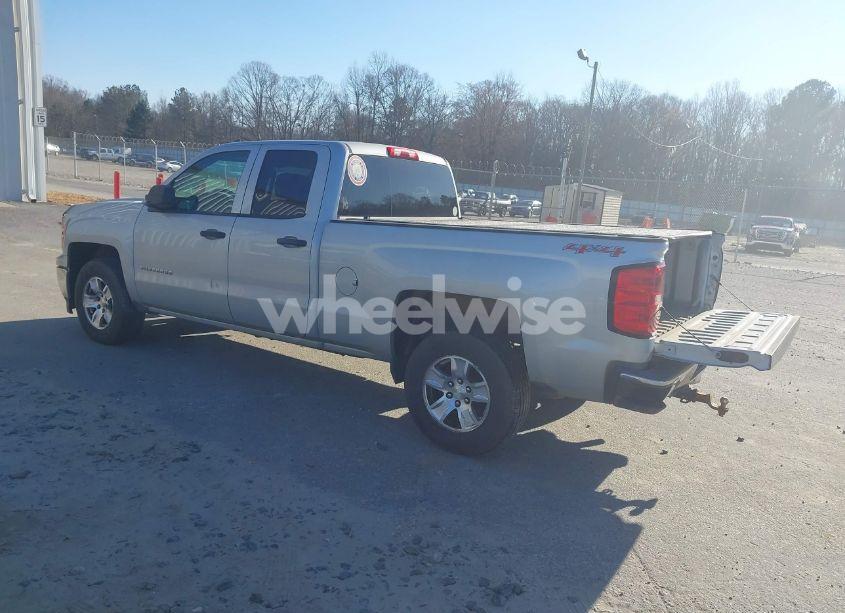 Photo 3 of 2014 Chevrolet Silverado 1500 LT (VIN 1GCVKREC0EZ162611)