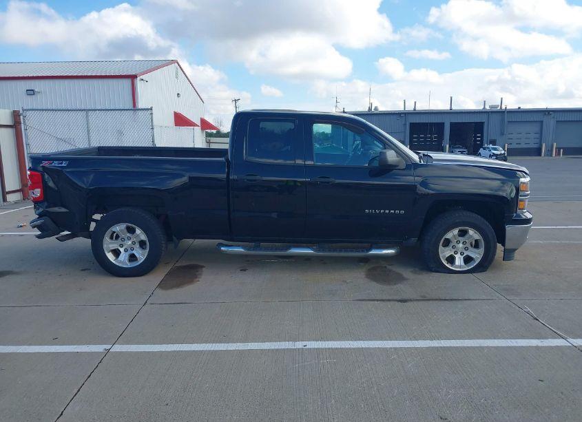 Photo 14 of 2014 Chevrolet Silverado 1500 2LT (VIN 1GCVKREC0EZ188495)