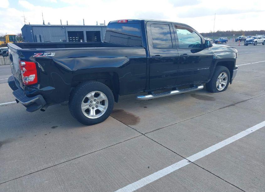 Photo 4 of 2014 Chevrolet Silverado 1500 2LT (VIN 1GCVKREC0EZ188495)