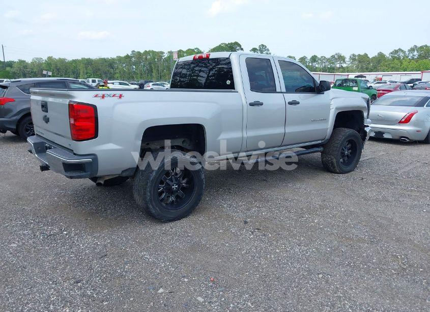 Photo 4 of 2014 Chevrolet Silverado 1500 1LT (VIN 1GCVKREC0EZ215999)