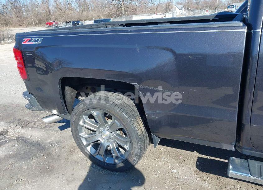 Photo 18 of 2014 Chevrolet Silverado 1500 2LT (VIN 1GCVKREC0EZ377177)
