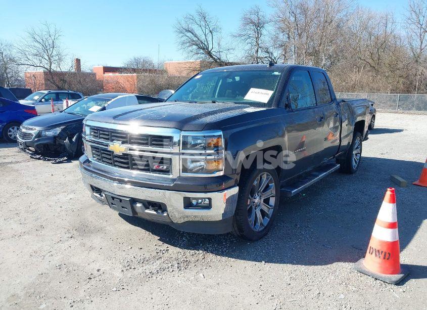 Photo 2 of 2014 Chevrolet Silverado 1500 2LT (VIN 1GCVKREC0EZ377177)