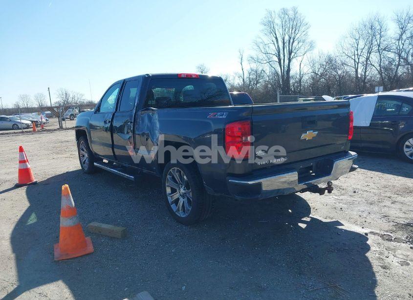 Photo 3 of 2014 Chevrolet Silverado 1500 2LT (VIN 1GCVKREC0EZ377177)