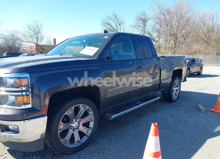 Photo 6 of 2014 Chevrolet Silverado 1500 2LT (VIN 1GCVKREC0EZ377177)