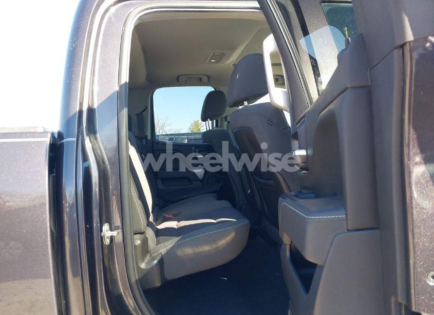 Photo 8 of 2014 Chevrolet Silverado 1500 2LT (VIN 1GCVKREC0EZ377177)