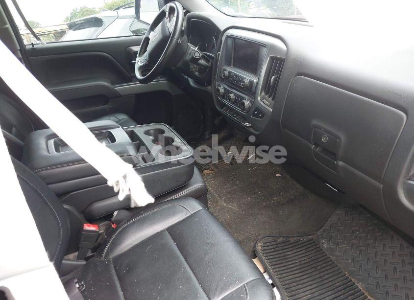 Photo 5 of 2015 Chevrolet Silverado 1500 2LT (VIN 1GCVKREC0FZ161525)