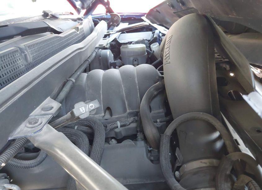 Photo 10 of 2015 Chevrolet Silverado 1500 1LT (VIN 1GCVKREC0FZ239625)