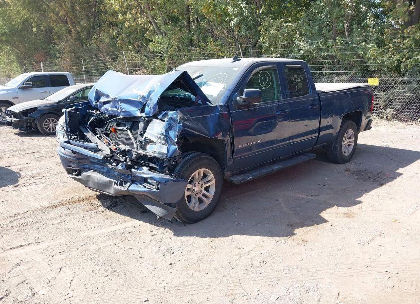 Photo 2 of 2015 Chevrolet Silverado 1500 1LT (VIN 1GCVKREC0FZ239625)