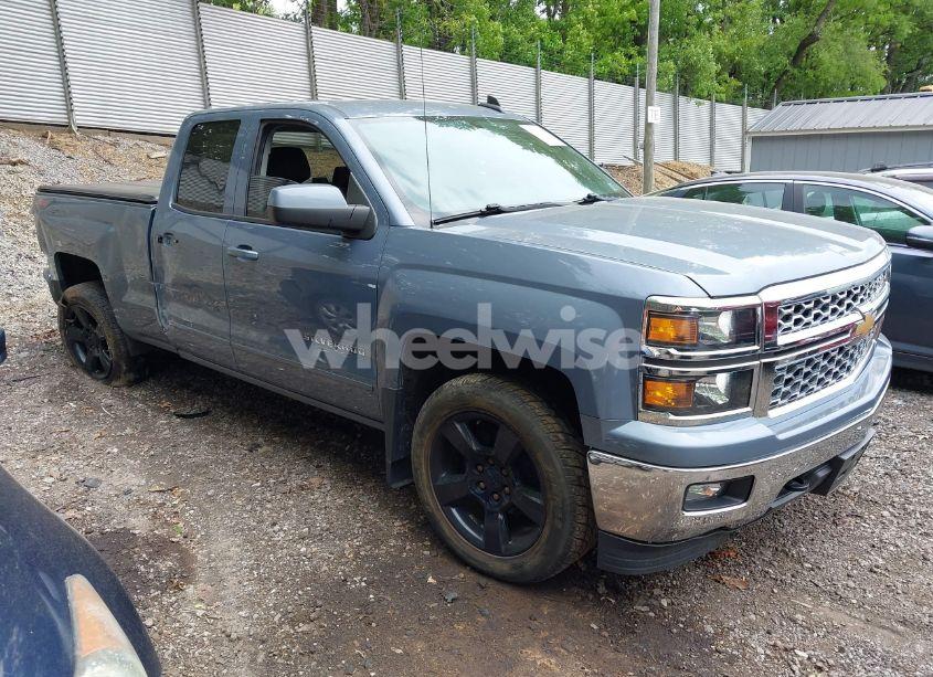 2015 Chevrolet Silverado 1500 1LT (VIN 1GCVKREC0FZ341832) main photo
