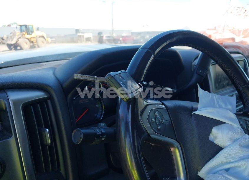 Photo 11 of 2015 Chevrolet Silverado 1500 1LT/2LT (VIN 1GCVKREC0FZ351972)