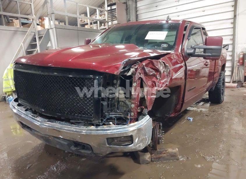 Photo 2 of 2015 Chevrolet Silverado 1500 1LT (VIN 1GCVKREC0FZ370814)