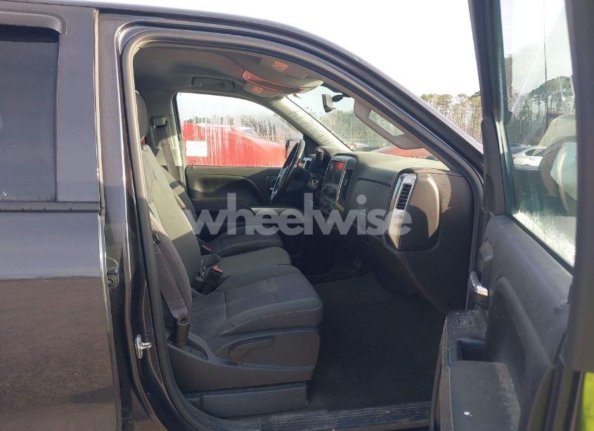 Photo 5 of 2015 Chevrolet Silverado 1500 1LT (VIN 1GCVKREC0FZ384101)