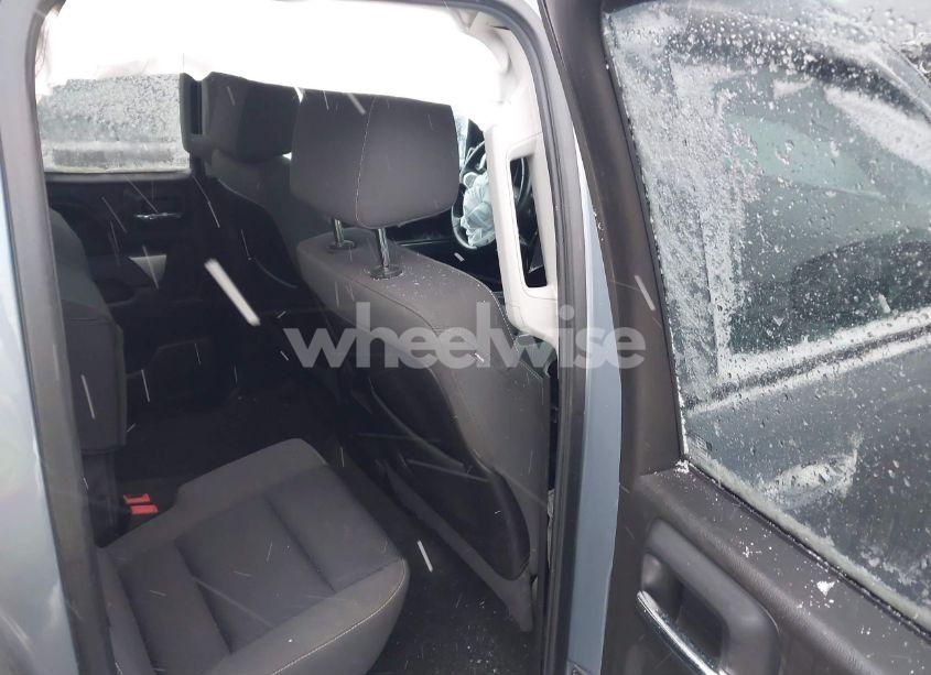 Photo 8 of 2015 Chevrolet Silverado 1500 1LT (VIN 1GCVKREC0FZ418599)