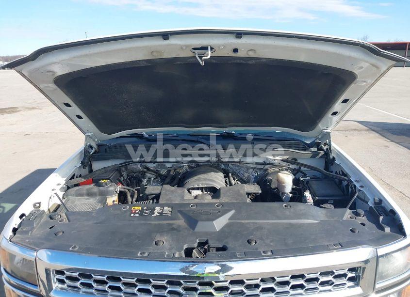 Photo 10 of 2015 Chevrolet Silverado 1500 1LT (VIN 1GCVKREC0FZ437945)
