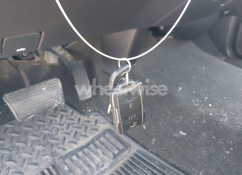 Photo 11 of 2015 Chevrolet Silverado 1500 1LT (VIN 1GCVKREC0FZ437945)