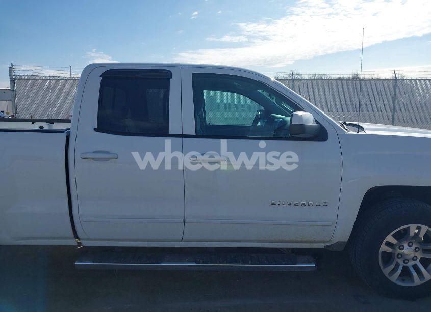 Photo 13 of 2015 Chevrolet Silverado 1500 1LT (VIN 1GCVKREC0FZ437945)